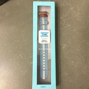 Toms Apple Watch strap